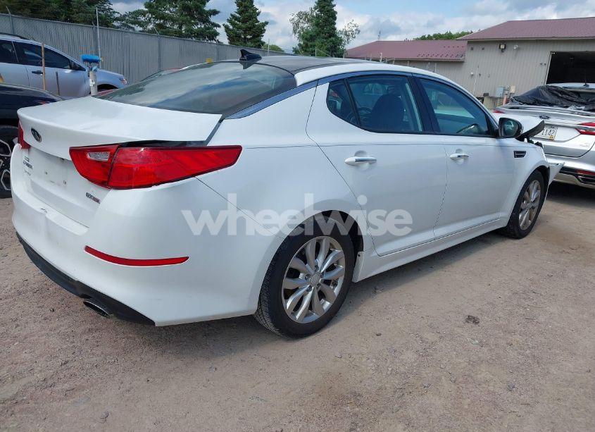 Photo 4 of 2015 Kia Optima EX (VIN 5XXGN4A77FG497218)