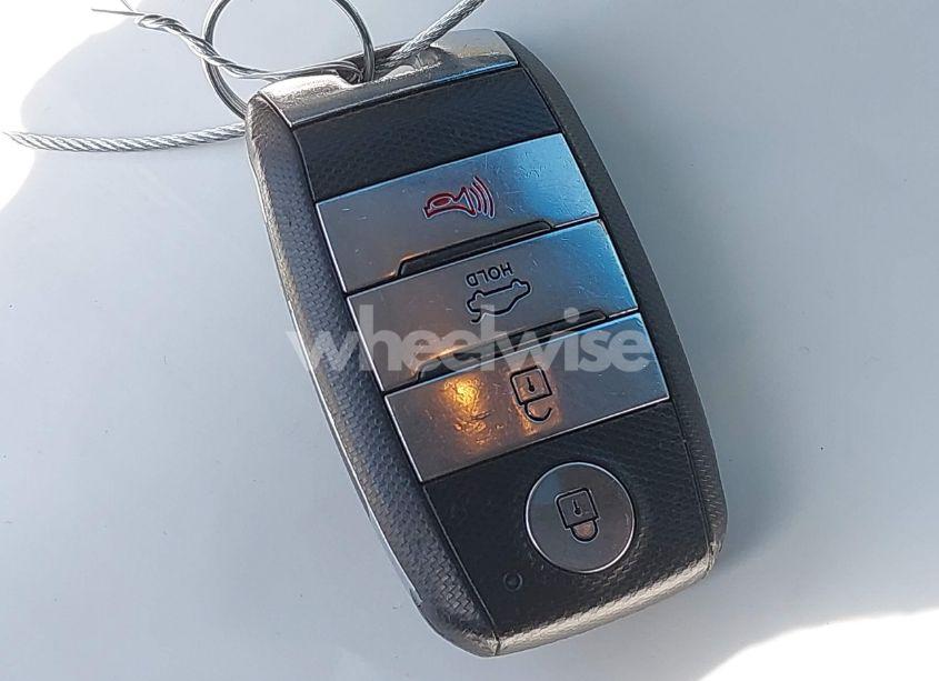 Photo 11 of 2015 Kia Optima EX (VIN 5XXGN4A77FG516964)