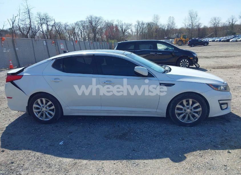 Photo 13 of 2015 Kia Optima EX (VIN 5XXGN4A77FG516964)