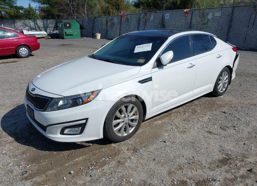Photo 2 of 2015 Kia Optima EX (VIN 5XXGN4A77FG516964)