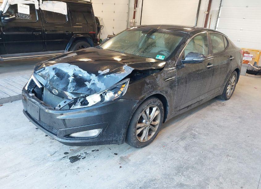 Photo 2 of 2012 Kia Optima EX (VIN 5XXGN4A78CG008420)