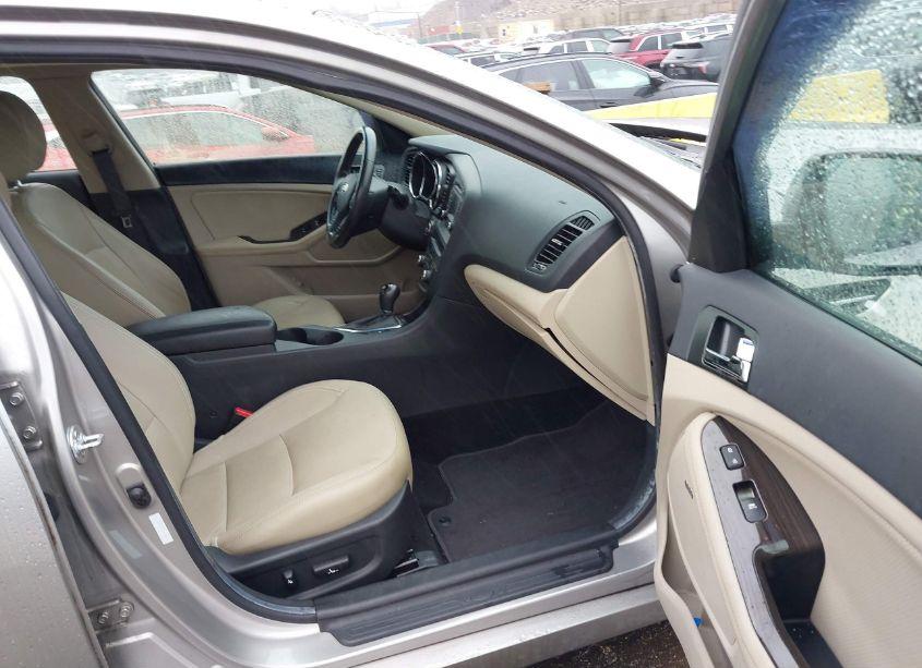 Photo 5 of 2012 Kia Optima EX (VIN 5XXGN4A78CG022527)