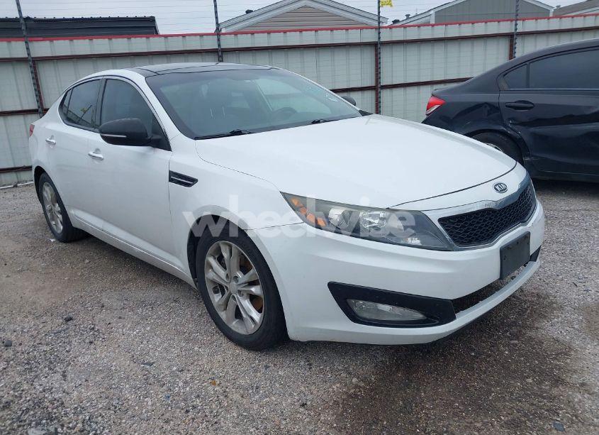 2012 Kia Optima EX (VIN 5XXGN4A78CG024651) main photo