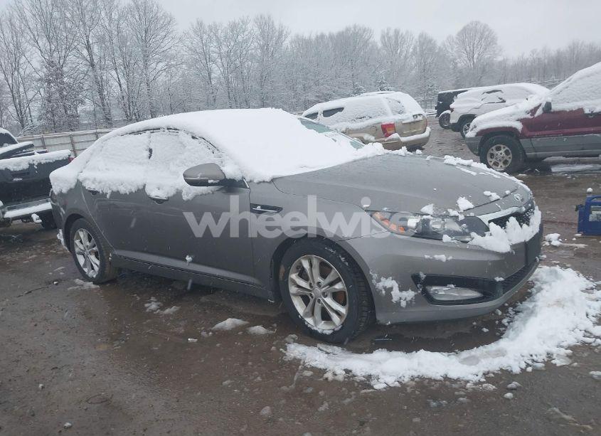 2013 Kia Optima EX (VIN 5XXGN4A78DG107580) main photo