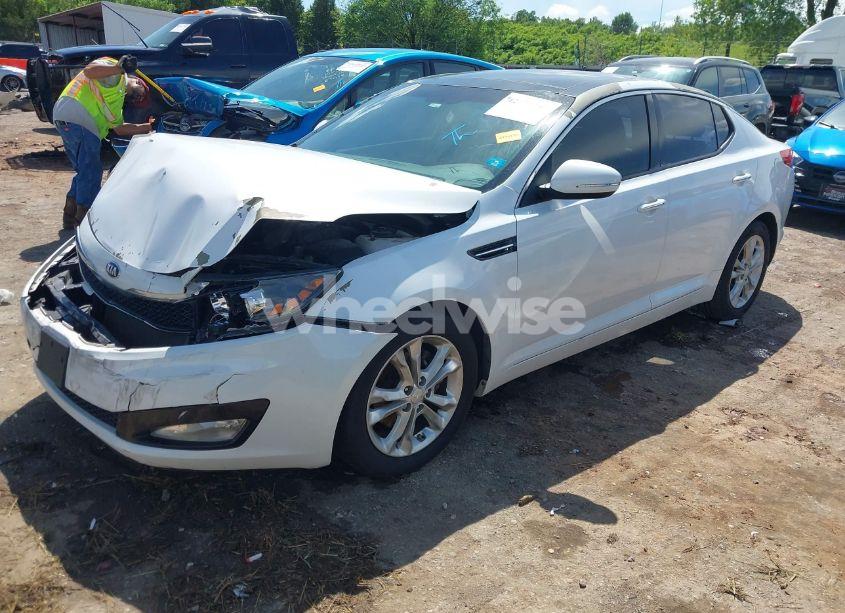Photo 2 of 2013 Kia Optima EX (VIN 5XXGN4A78DG120247)