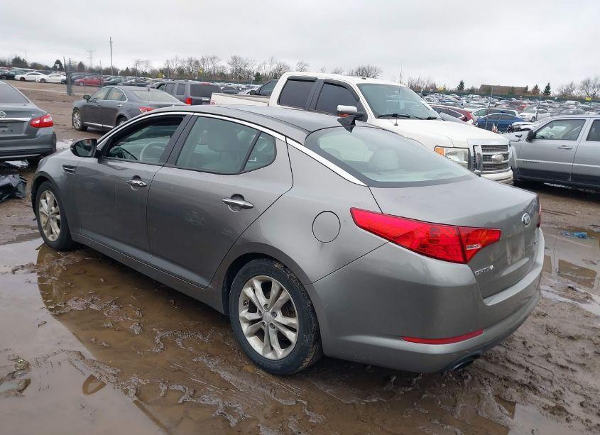 Photo 3 of 2013 Kia Optima EX (VIN 5XXGN4A78DG124816)
