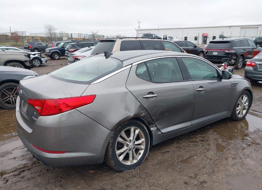 Photo 4 of 2013 Kia Optima EX (VIN 5XXGN4A78DG124816)