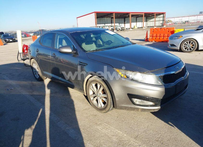 2013 Kia Optima EX (VIN 5XXGN4A78DG154592) main photo