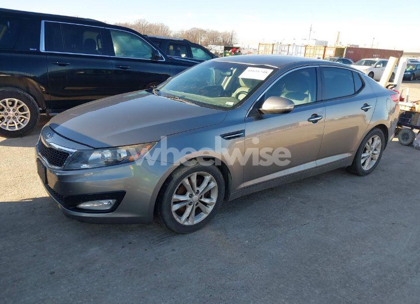 Photo 2 of 2013 Kia Optima EX (VIN 5XXGN4A78DG154592)