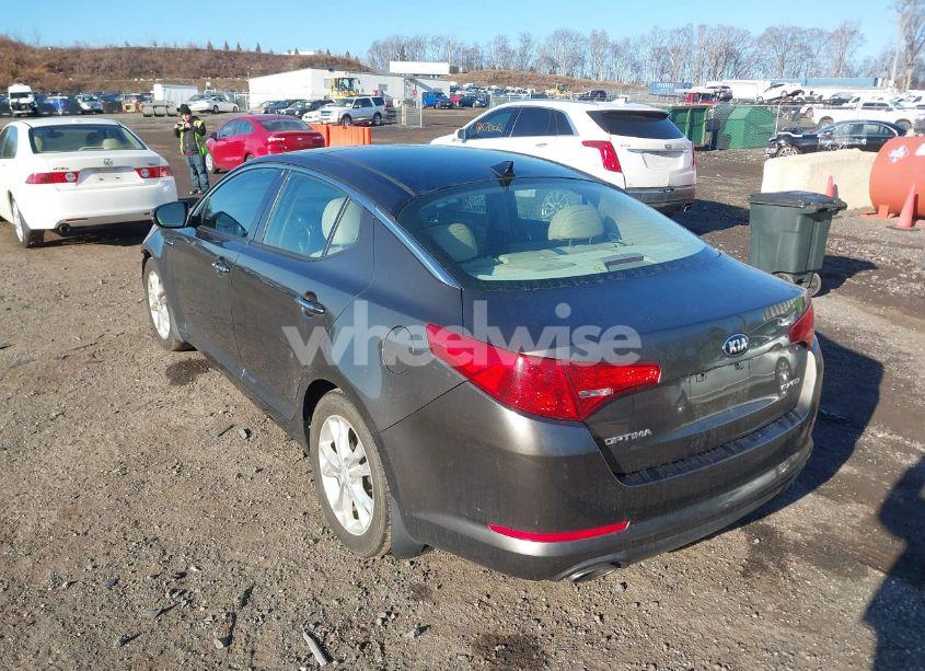 Photo 3 of 2013 Kia Optima EX (VIN 5XXGN4A78DG158495)