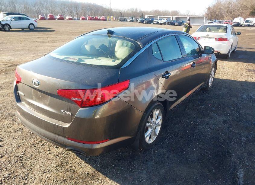 Photo 4 of 2013 Kia Optima EX (VIN 5XXGN4A78DG158495)