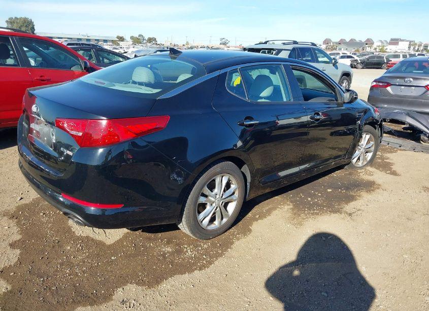 Photo 4 of 2013 Kia Optima EX (VIN 5XXGN4A78DG165625)