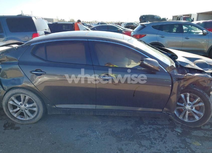 Photo 12 of 2013 Kia Optima EX (VIN 5XXGN4A78DG168749)