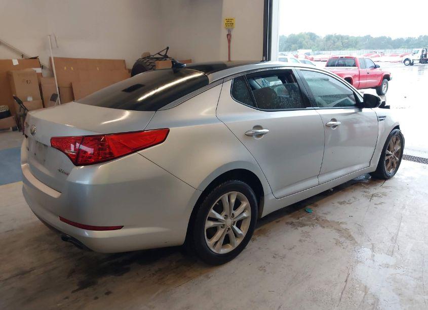 Photo 4 of 2013 Kia Optima EX (VIN 5XXGN4A78DG173997)