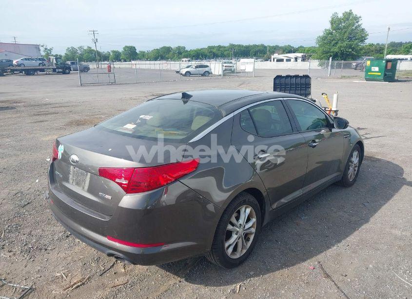 Photo 4 of 2013 Kia Optima EX (VIN 5XXGN4A78DG176690)