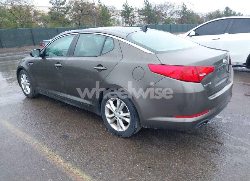 Photo 3 of 2013 Kia Optima EX (VIN 5XXGN4A78DG225905)