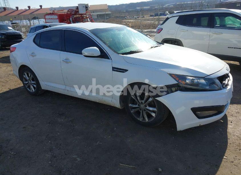 2013 Kia Optima EX (VIN 5XXGN4A78DG244843) main photo