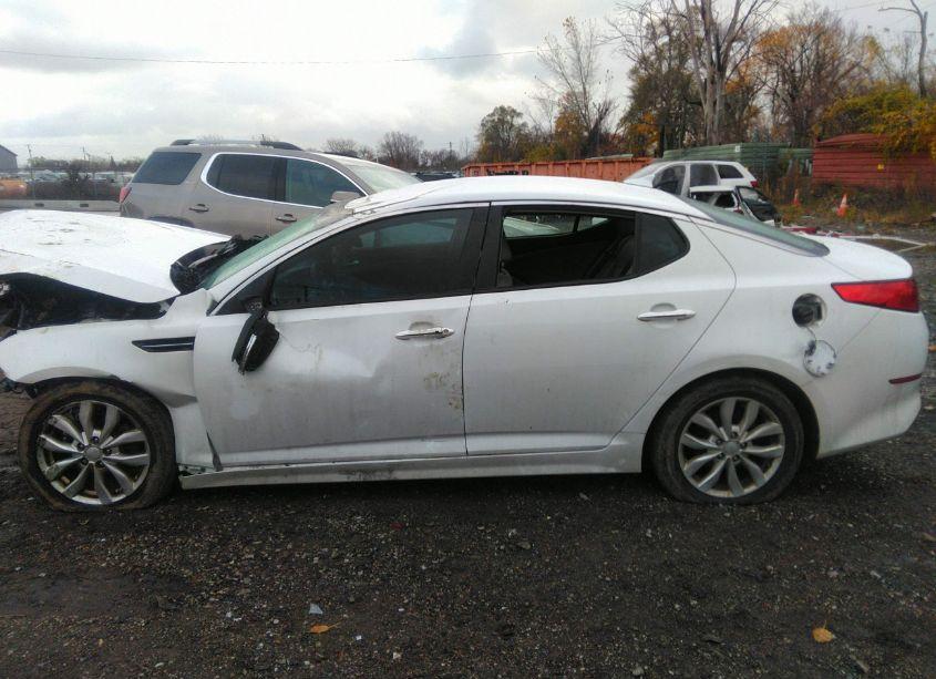 Photo 13 of 2015 Kia Optima EX (VIN 5XXGN4A78FG414878)