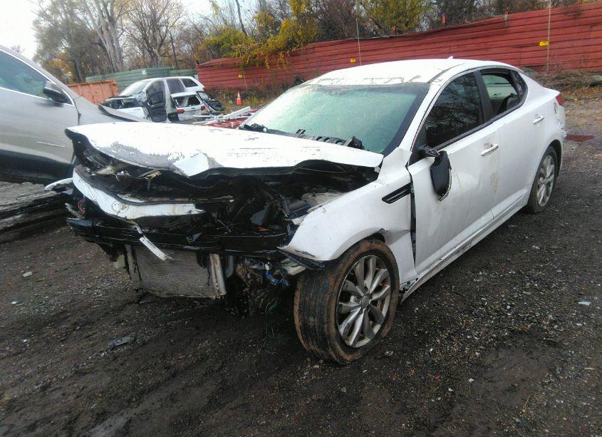 Photo 2 of 2015 Kia Optima EX (VIN 5XXGN4A78FG414878)