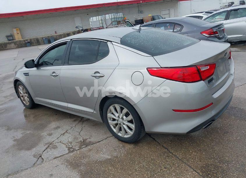 Photo 3 of 2015 Kia Optima EX (VIN 5XXGN4A78FG424133)