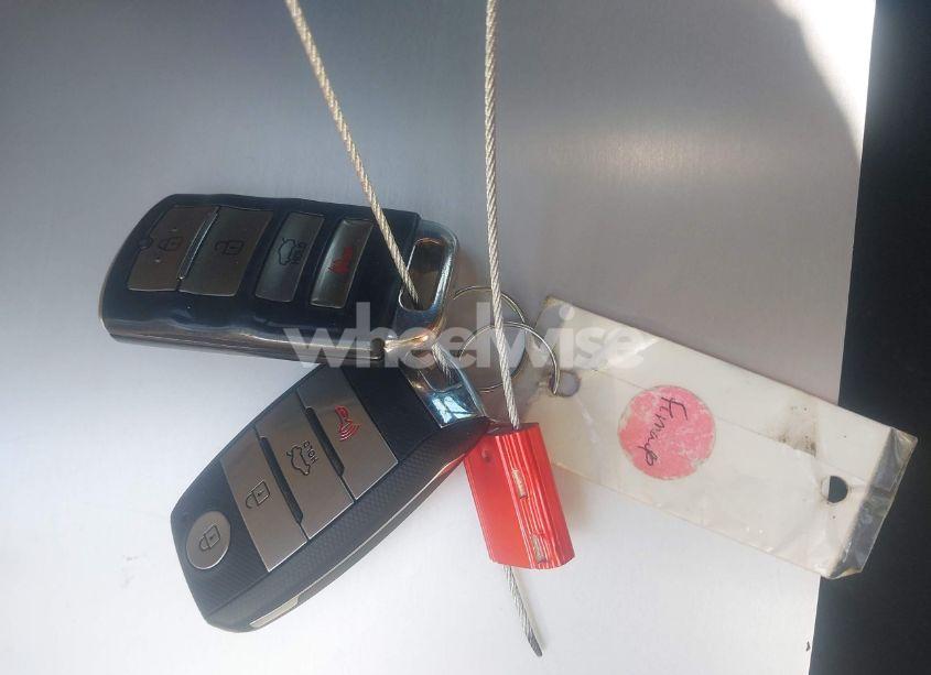 Photo 11 of 2015 Kia Optima EX (VIN 5XXGN4A78FG430885)