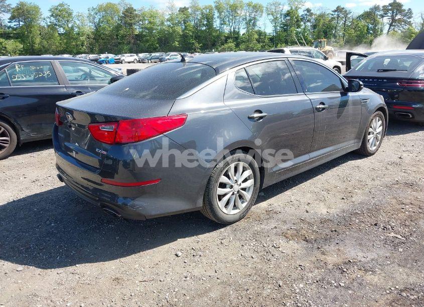 Photo 4 of 2015 Kia Optima EX (VIN 5XXGN4A78FG483862)