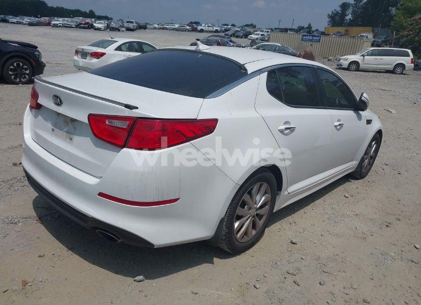 Photo 4 of 2015 Kia Optima EX (VIN 5XXGN4A78FG518903)