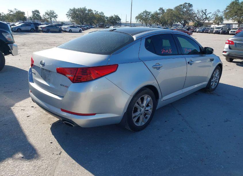 Photo 4 of 2012 Kia Optima (VIN 5XXGN4A79CG010094)