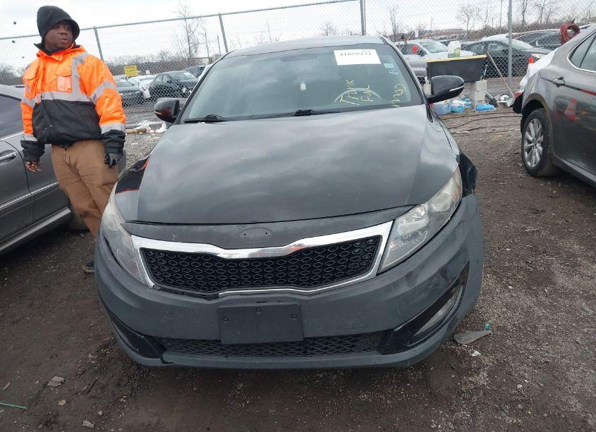 Photo 12 of 2012 Kia Optima EX (VIN 5XXGN4A79CG084387)
