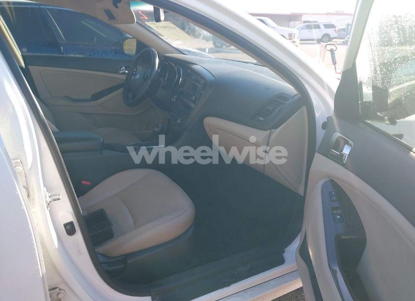 Photo 5 of 2012 Kia Optima EX (VIN 5XXGN4A79CG088455)