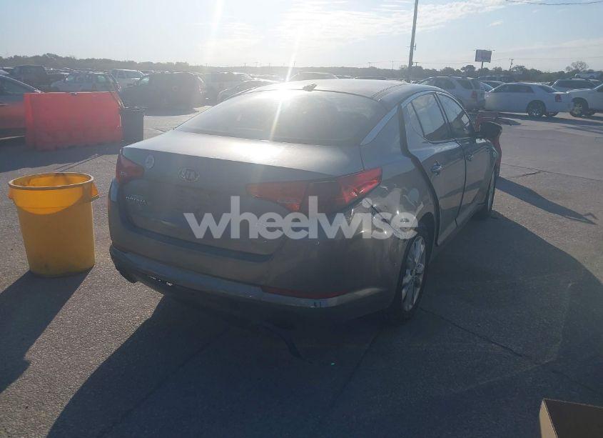 Photo 4 of 2013 Kia Optima EX (VIN 5XXGN4A79DG101335)