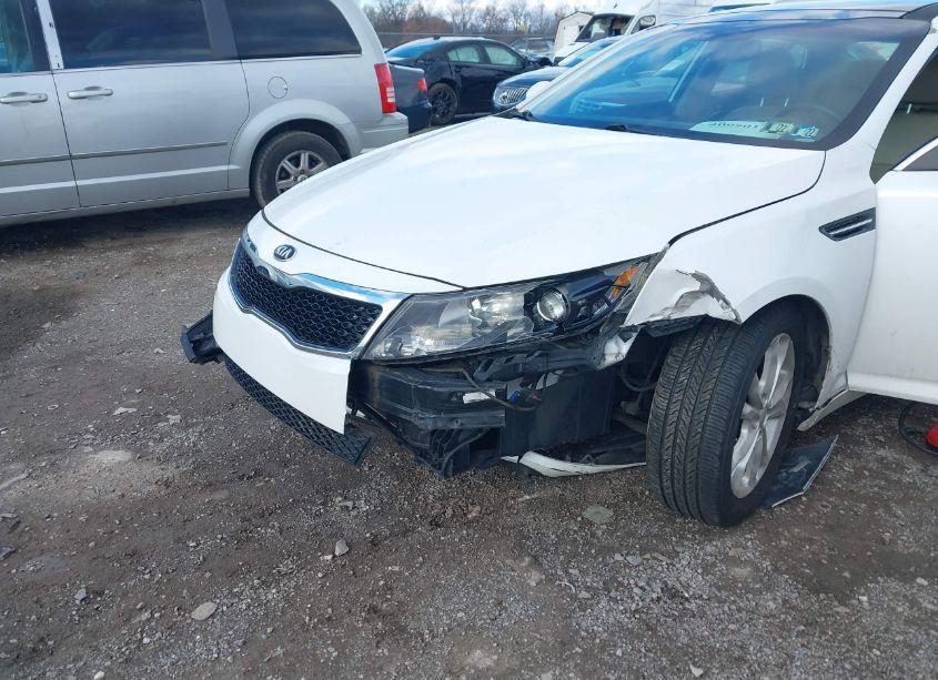 Photo 6 of 2013 Kia Optima EX (VIN 5XXGN4A79DG103814)