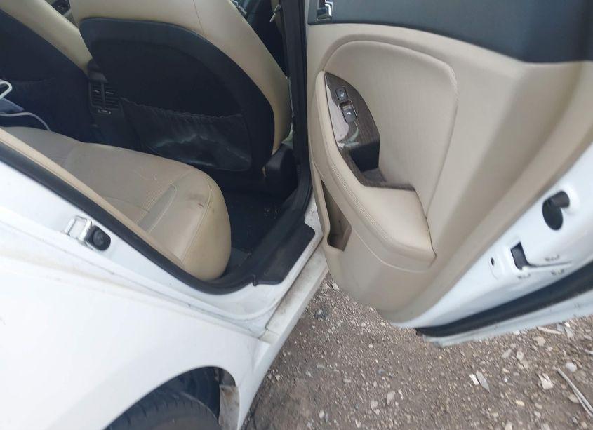 Photo 8 of 2013 Kia Optima EX (VIN 5XXGN4A79DG103814)