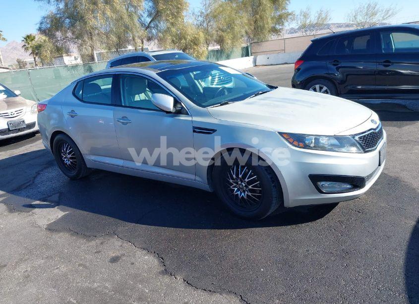 2013 Kia Optima EX (VIN 5XXGN4A79DG107071) main photo