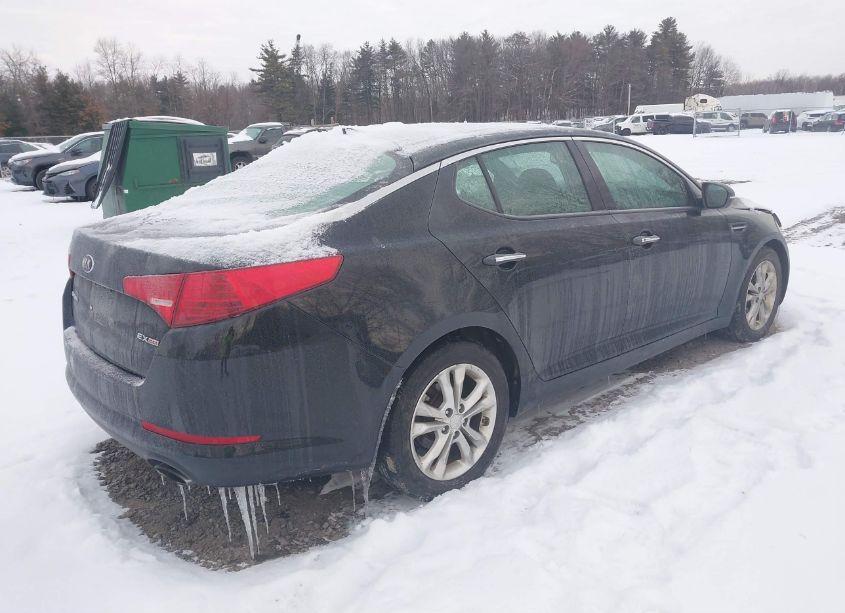 Photo 4 of 2013 Kia Optima EX (VIN 5XXGN4A79DG129006)