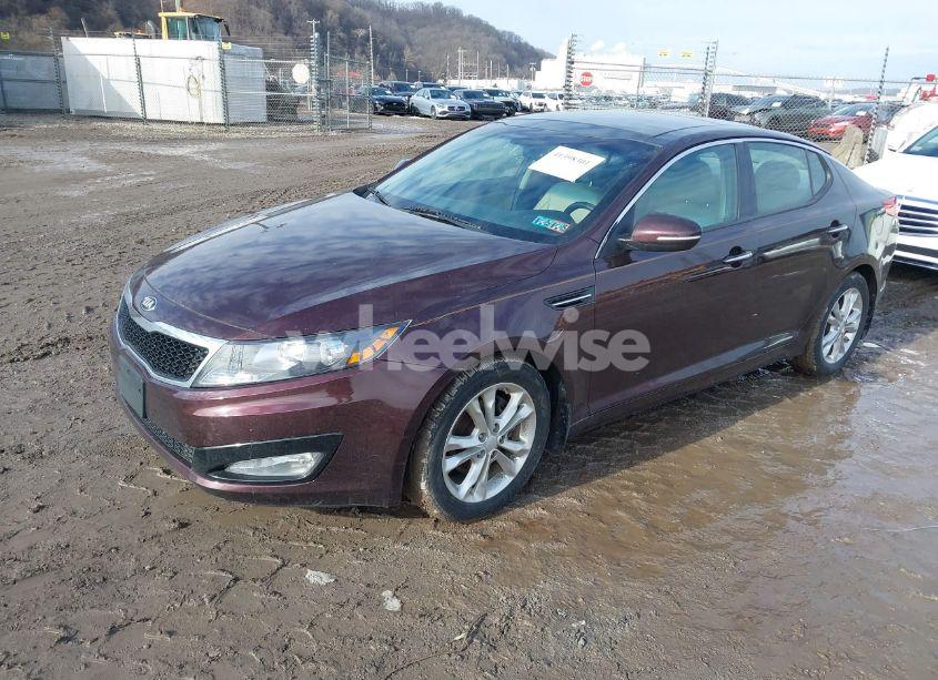 Photo 2 of 2013 Kia Optima EX (VIN 5XXGN4A79DG149997)