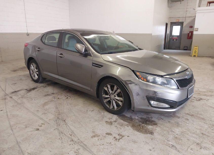 2013 Kia Optima EX (VIN 5XXGN4A79DG152494) main photo