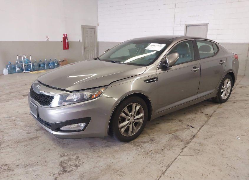 Photo 2 of 2013 Kia Optima EX (VIN 5XXGN4A79DG152494)