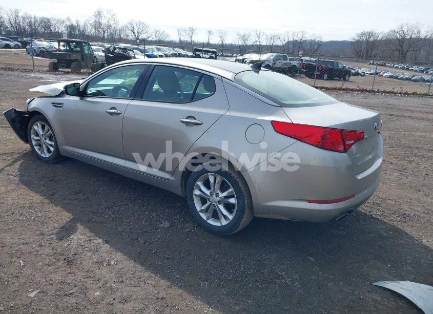 Photo 3 of 2013 Kia Optima EX (VIN 5XXGN4A79DG176102)