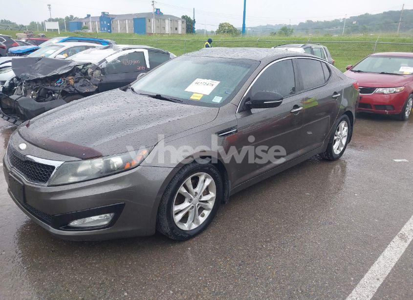 Photo 2 of 2013 Kia Optima EX (VIN 5XXGN4A79DG181719)
