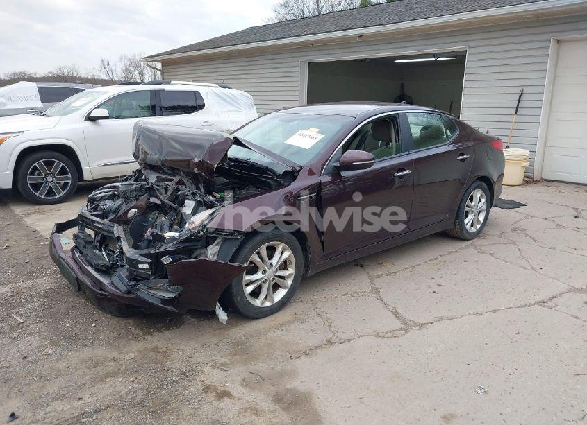 Photo 2 of 2013 Kia Optima EX (VIN 5XXGN4A79DG240428)