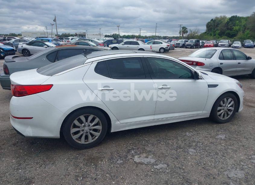 Photo 13 of 2015 Kia Optima EX (VIN 5XXGN4A79FG365500)