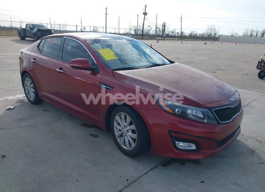 2015 Kia Optima EX (VIN 5XXGN4A79FG369983) main photo