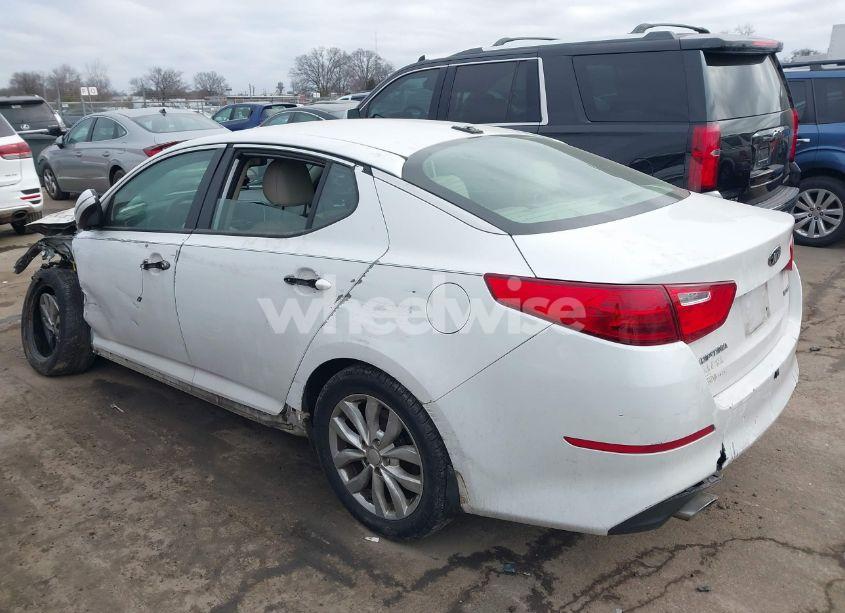Photo 3 of 2015 Kia Optima EX (VIN 5XXGN4A79FG409527)