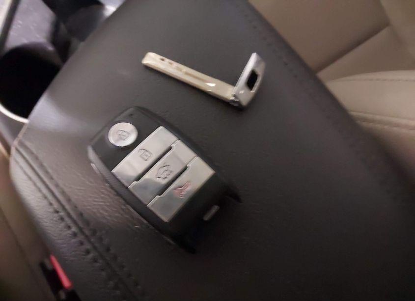 Photo 11 of 2015 Kia Optima EX (VIN 5XXGN4A79FG413433)