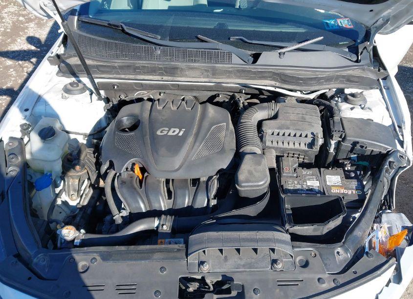 Photo 10 of 2015 Kia Optima EX (VIN 5XXGN4A79FG433777)