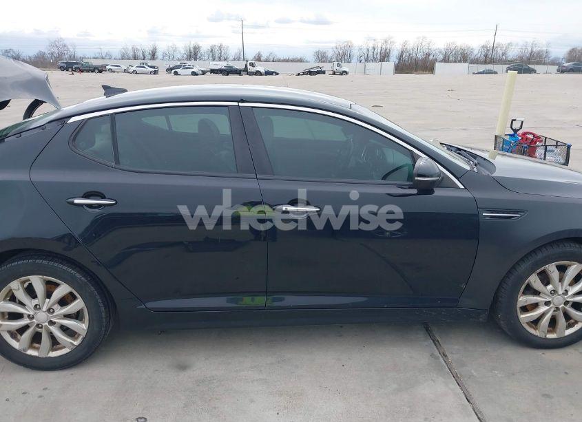Photo 13 of 2015 Kia Optima EX (VIN 5XXGN4A79FG435092)
