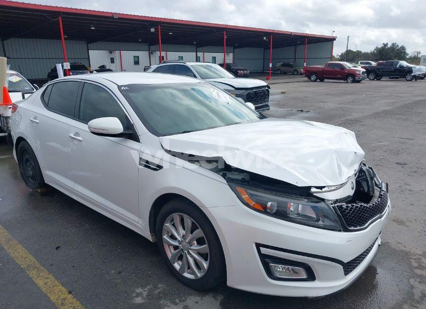 2015 Kia Optima EX (VIN 5XXGN4A79FG444858) main photo