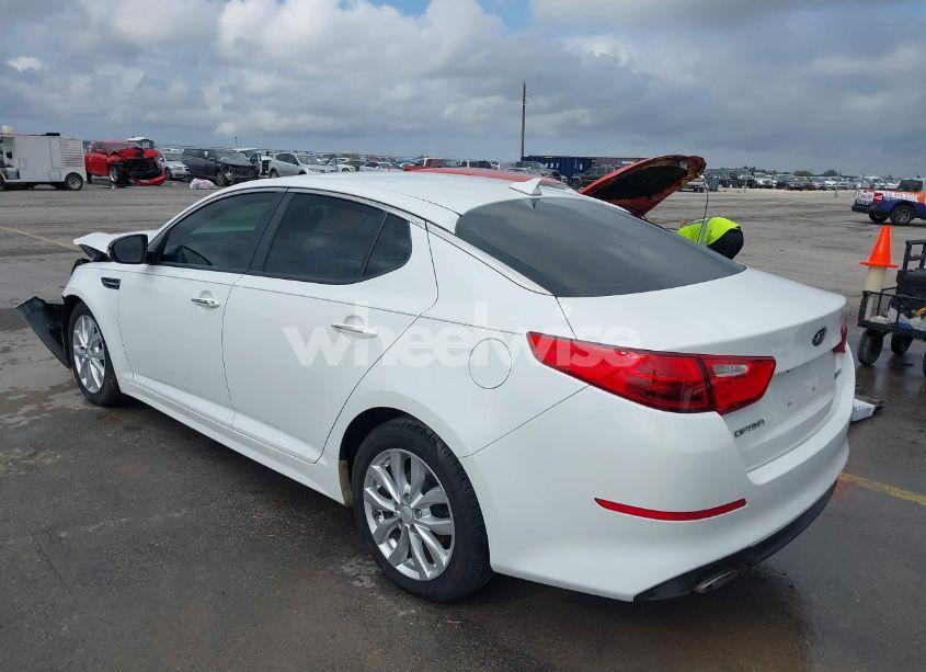 Photo 3 of 2015 Kia Optima EX (VIN 5XXGN4A79FG444858)