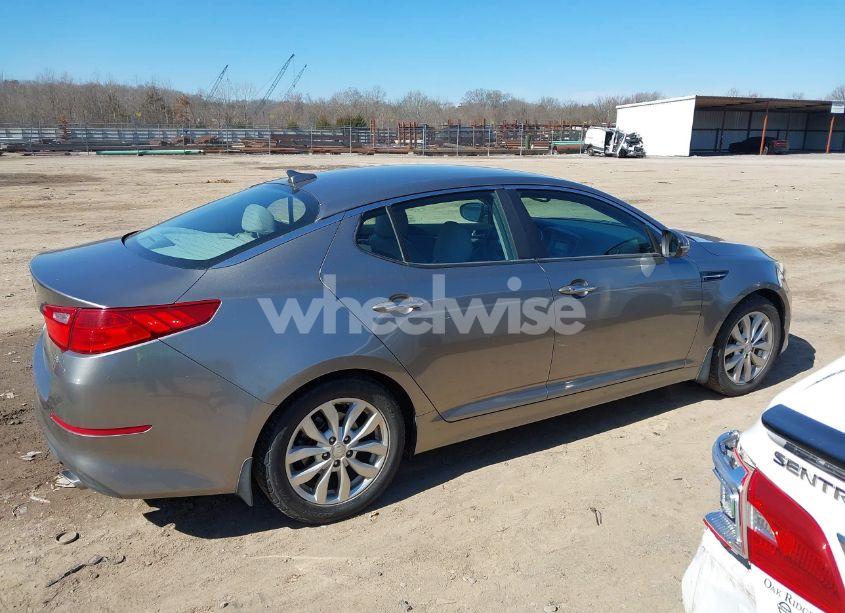 Photo 13 of 2015 Kia Optima EX (VIN 5XXGN4A79FG511605)